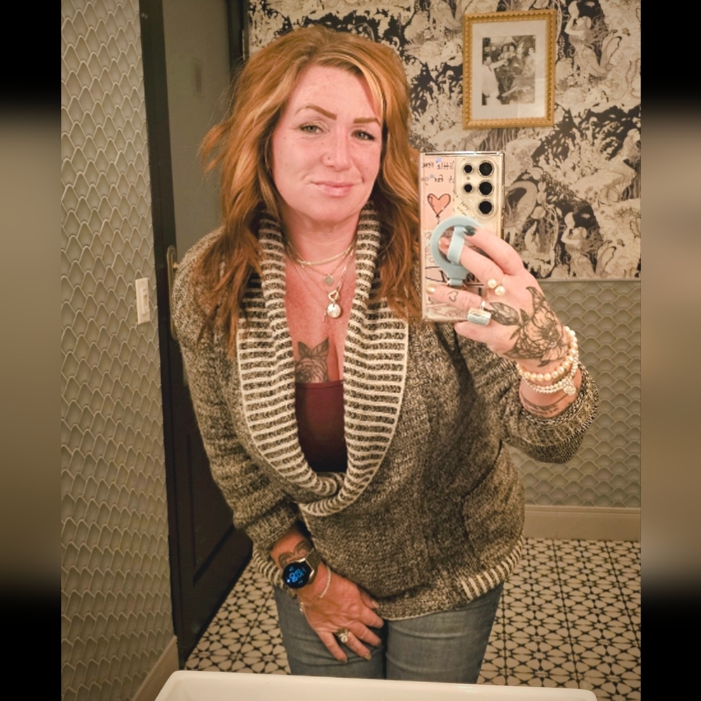 Meet your Posher, April